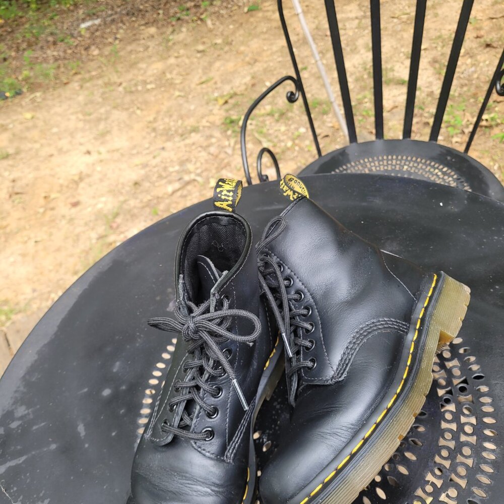 Boots - Picture 4 of 4